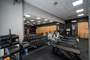 Wnętrze Exfit Szafera 33